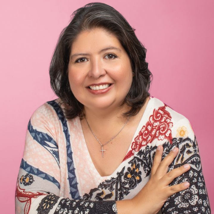 Dhayana Cuellar Becaría