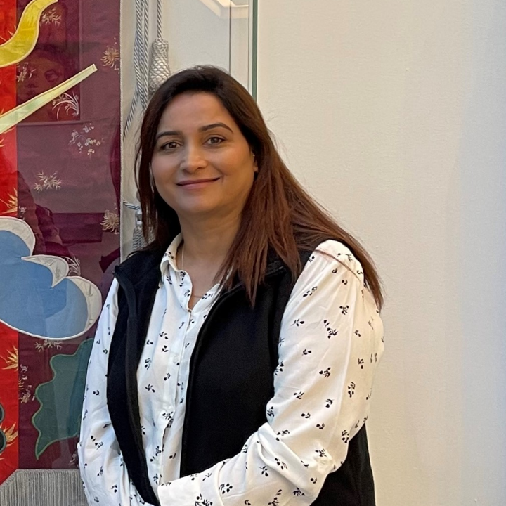 Naghma Iqtidar, Pakistán